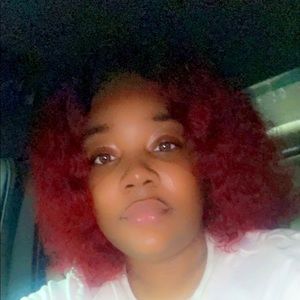 Meet your Posher, Lashundra